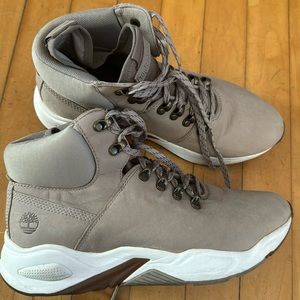 Timberland boots very light